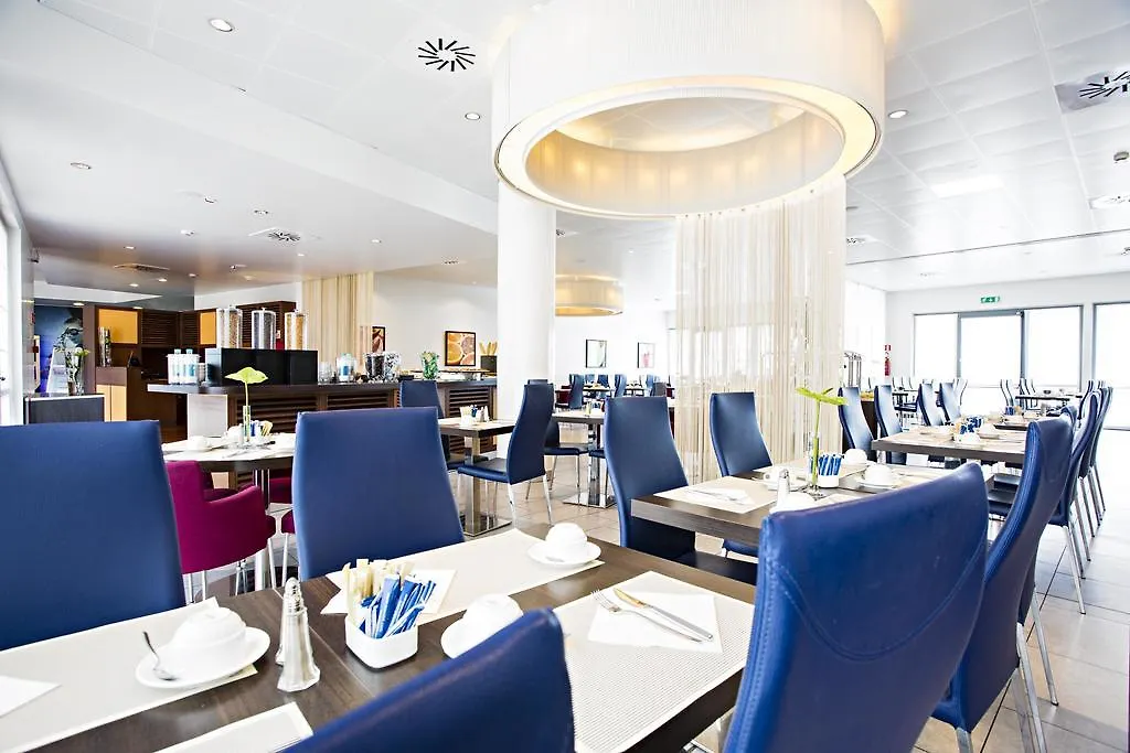 Novotel Milano Malpensa Aeroporto Cardano Al Campo 4*,