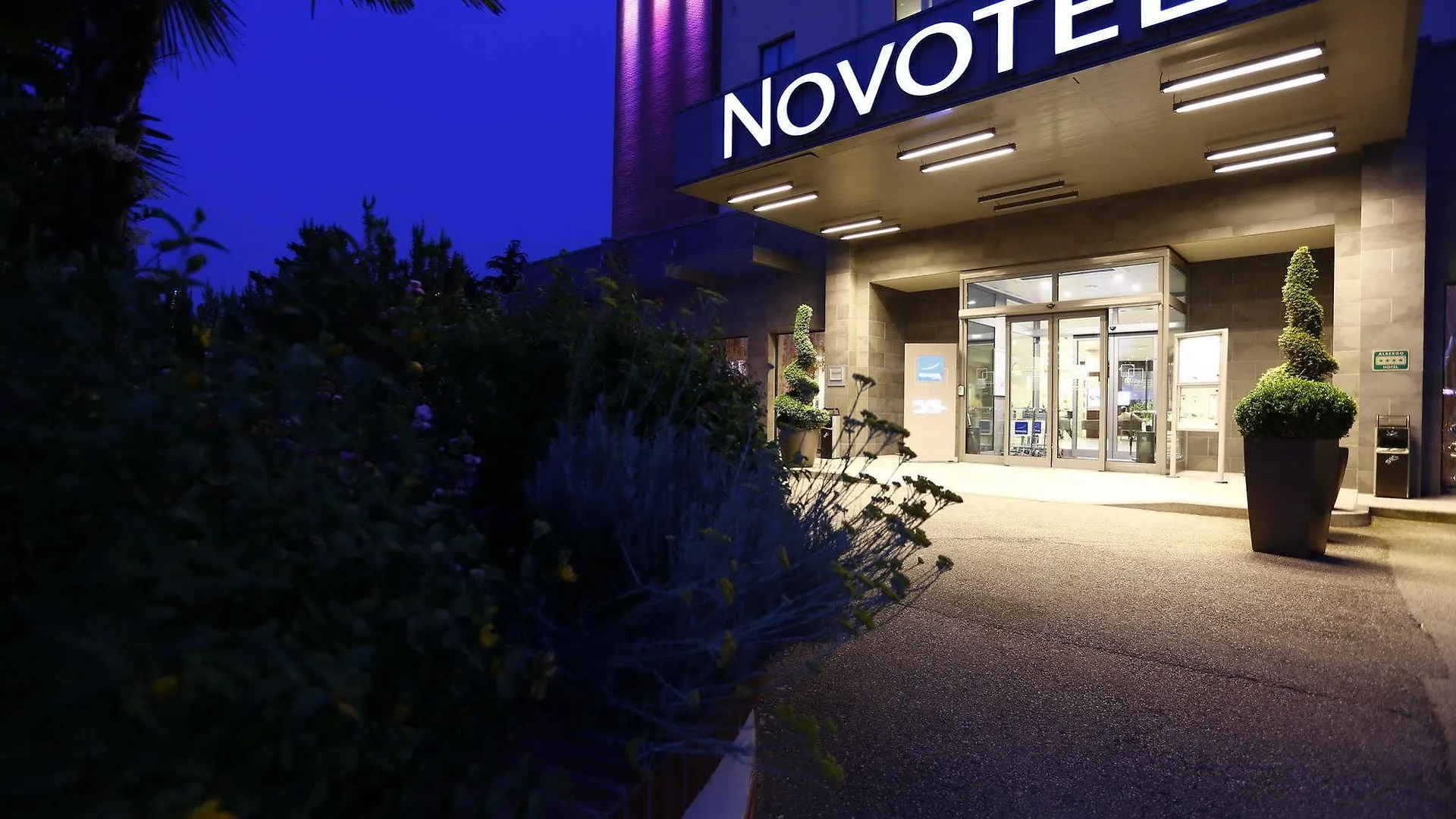 Novotel Milano Malpensa Aeroporto Cardano Al Campo 4*,